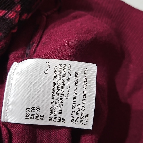 Burgundy & Pink Cardigan, Stylish Colorblock with Buttons, (Size XL) - Picture 3 of 4